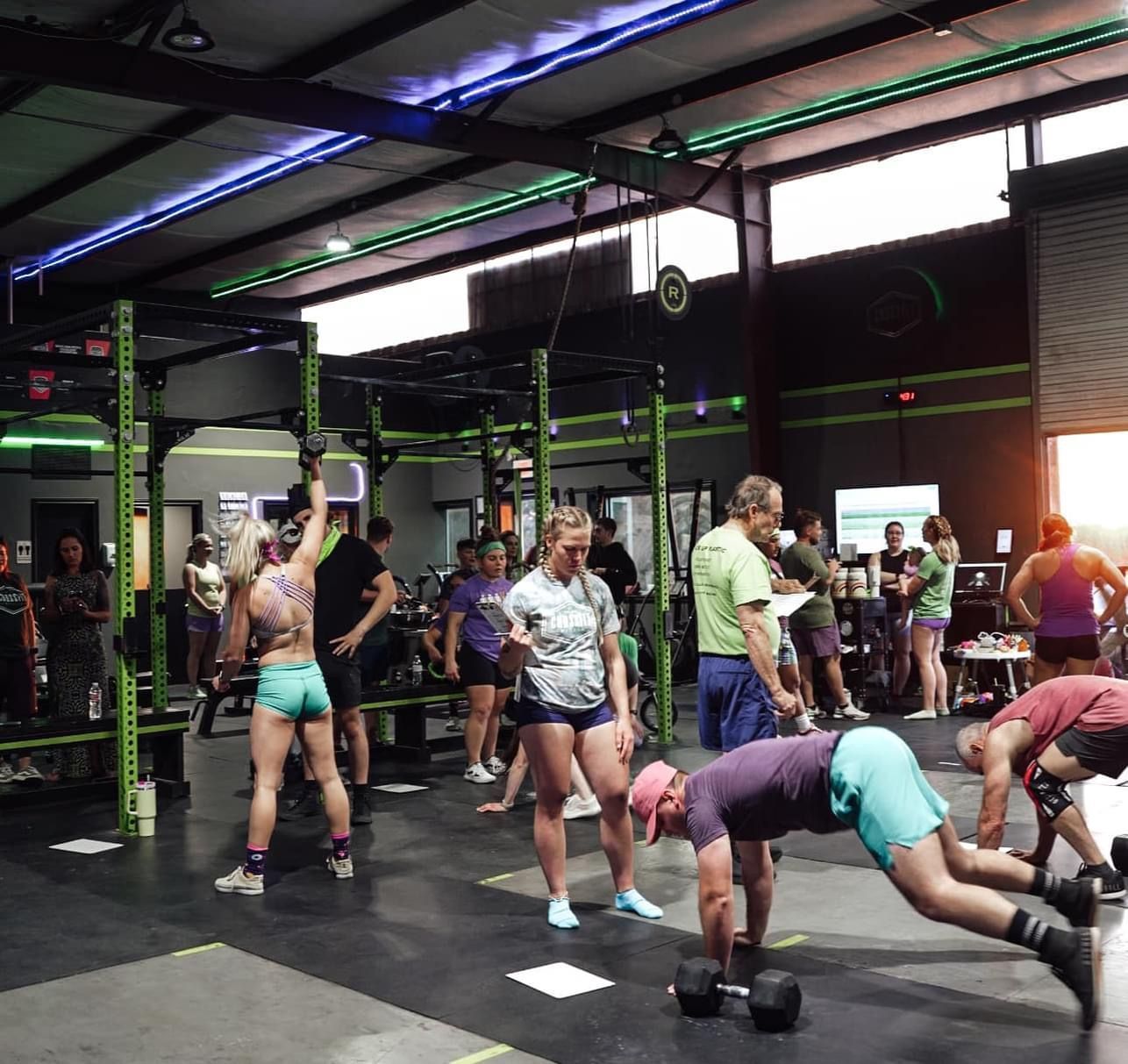 CrossFit Willis community group photo